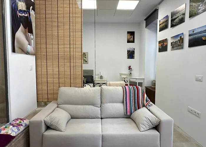 Pizarro 23, En El Corazon De Caces